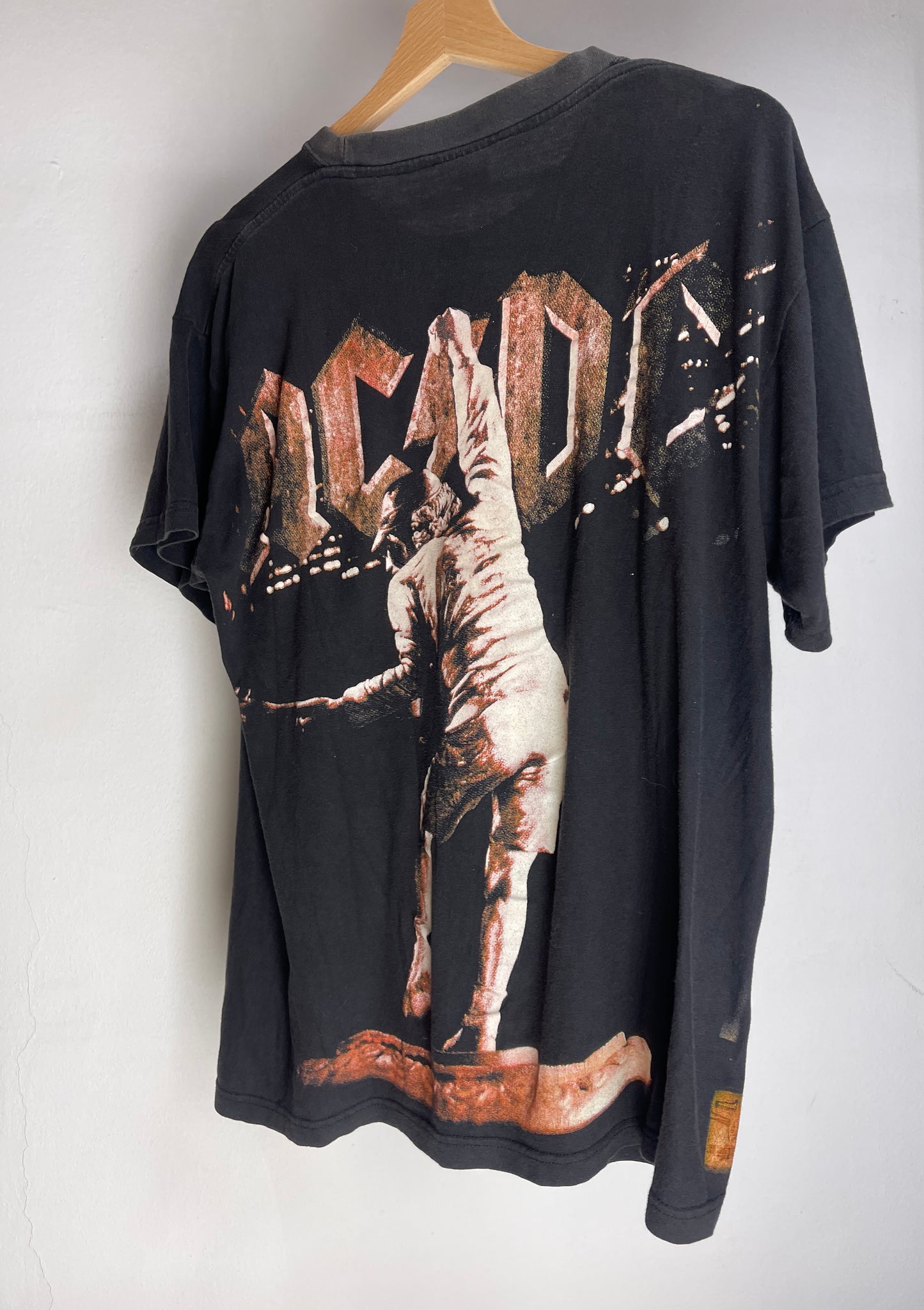 AC/DC